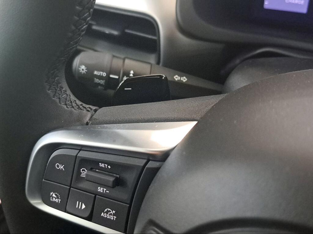 Jeep Avenger AVENGER  HYBRID 4XE UPLAND 145CV - Foto 727