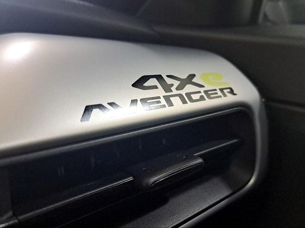 Jeep Avenger AVENGER  HYBRID 4XE UPLAND 145CV - Foto 737