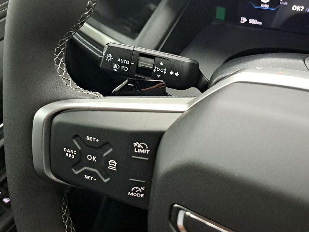 Jeep Compass eHybrid Jeep Compass MHEV Altitude - Foto 760