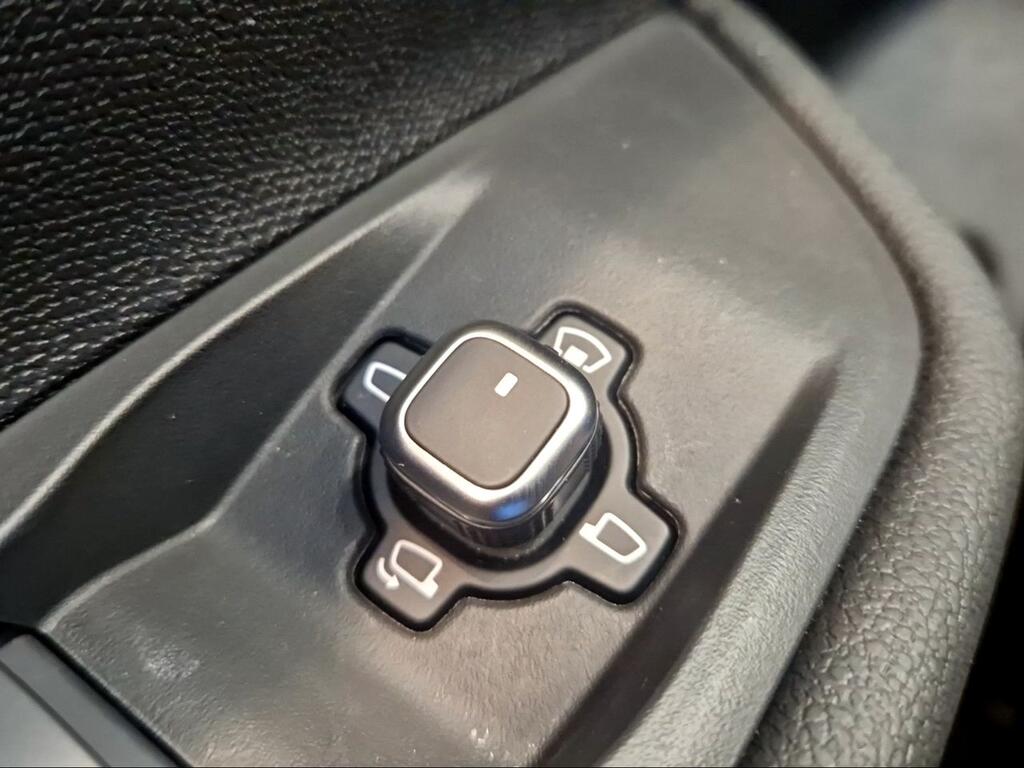 Opel Astra 1.2T XHT Hybrid 107kW Ultimate eDCT6 - Foto 639