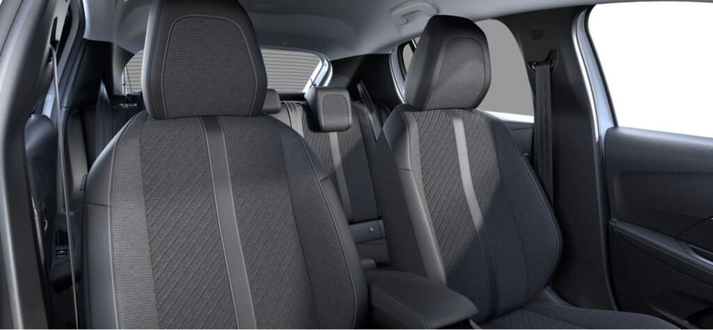 Peugeot 208 Allure HYBRID 110 eDCS6 - Foto 622