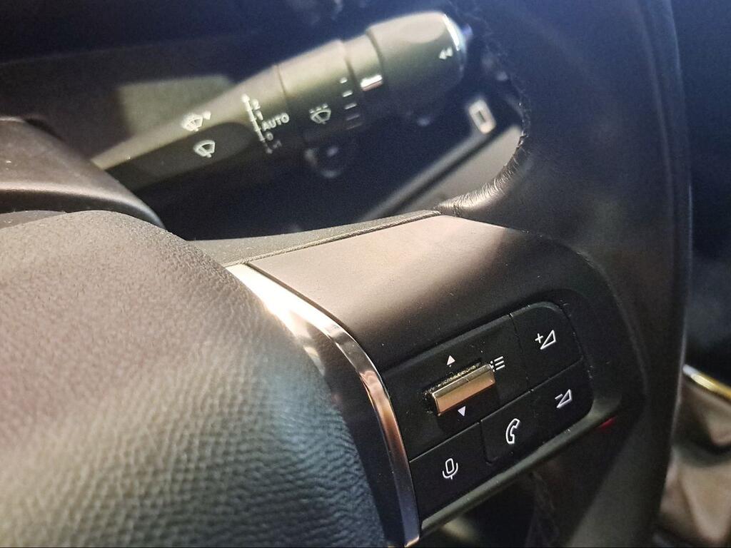 Citroën C4 PureTech 130 S&S 6v Shine - Foto 1103