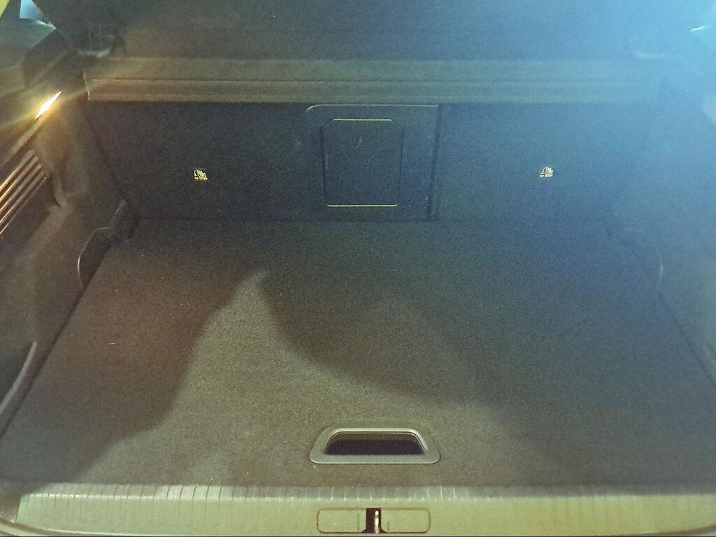 Citroën C4 PureTech 130 S&S 6v Shine - Foto 1085