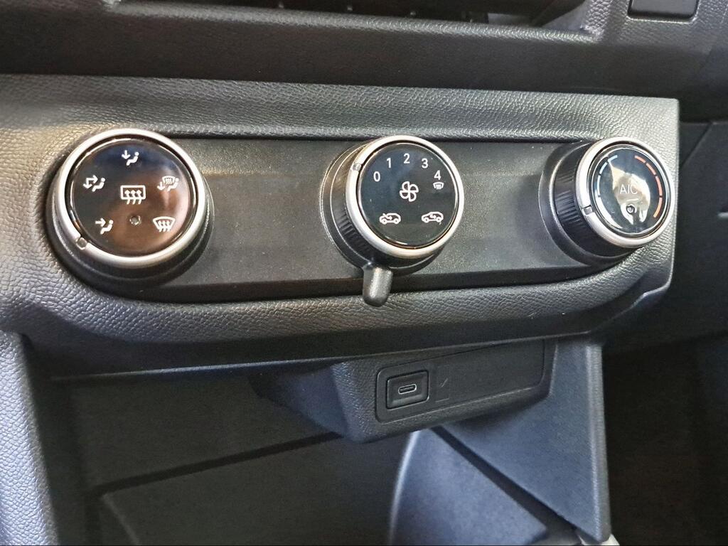 Opel Frontera 1.2T XHT Hybrid eDCT6 107kW Edition - Foto 613