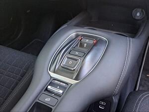Honda ZR-V 2.0 i-MMD 4x2 Elegance CVT