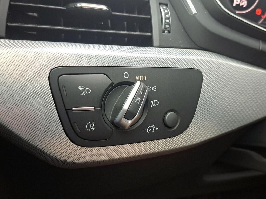 Audi A4 S line 35 TFSI 110kW (150CV) Limousine Hybrid HEV - Foto 436