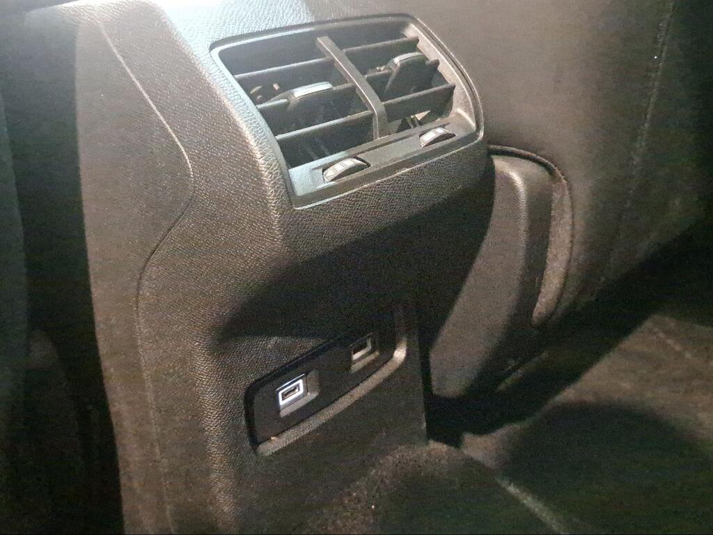Citroën C4 PureTech 130 S&S 6v Shine - Foto 596