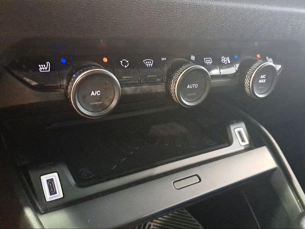 Citroën C4 PureTech 130 S&S 6v Shine - Foto 598