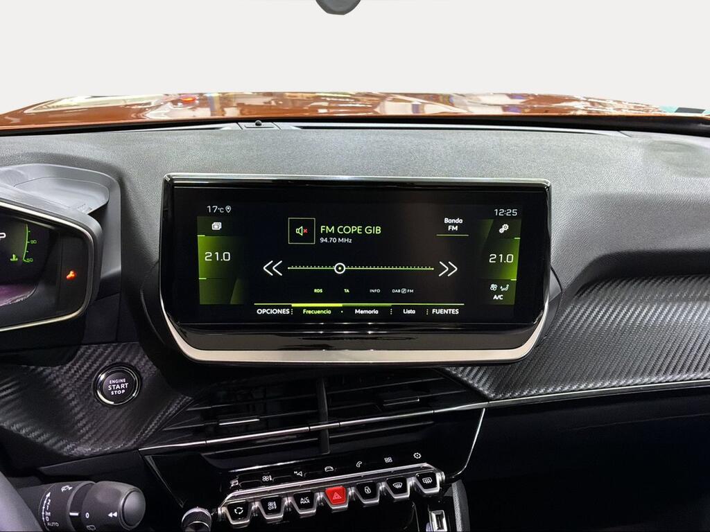 Peugeot 2008 Allure Pack BlueHDI 130 S&S EAT8 - Foto 1581