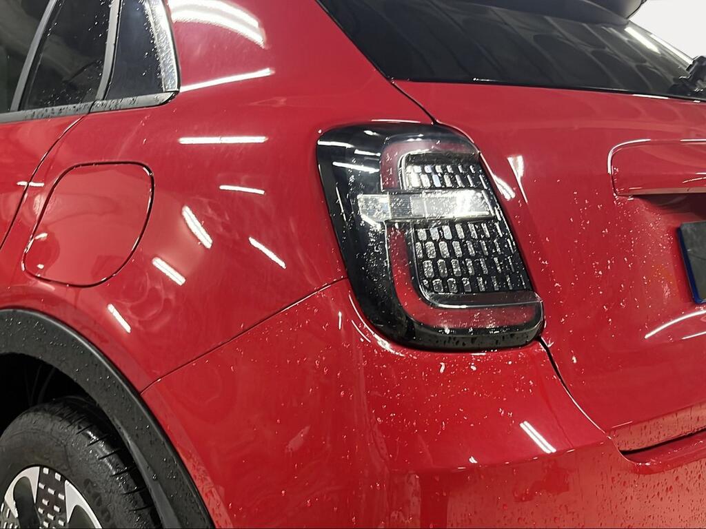 Fiat 600 600 MHEV La prima 1.2 74kW (100CV) DDCT - Foto 1351