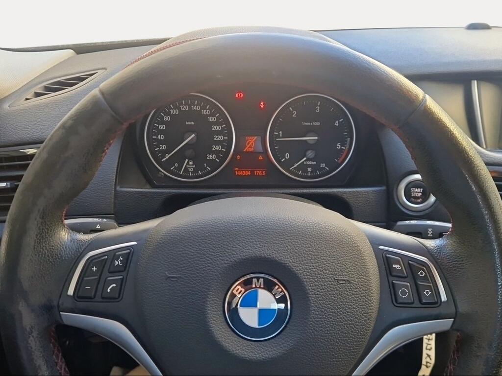 BMW X1 sDrive18d - Foto 815
