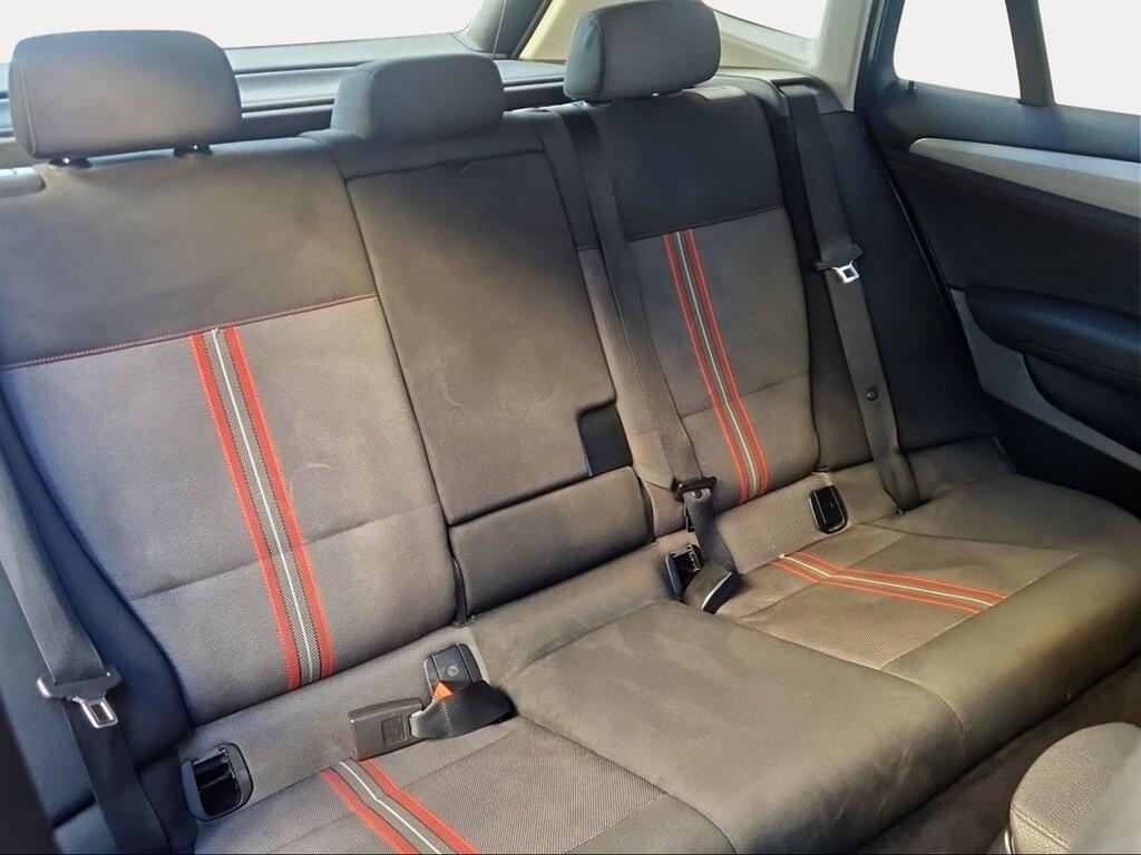 BMW X1 sDrive18d - Foto 814