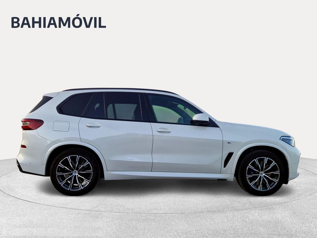 BMW X5 xDrive40d - Foto 947