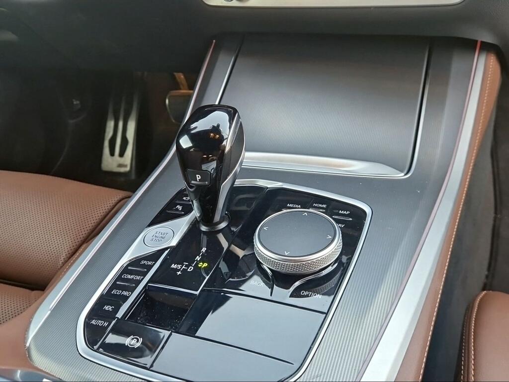 BMW X5 xDrive40d - Foto 962