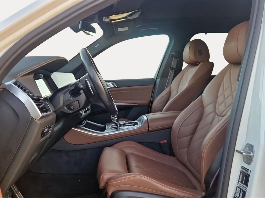BMW X5 xDrive40d - Foto 952