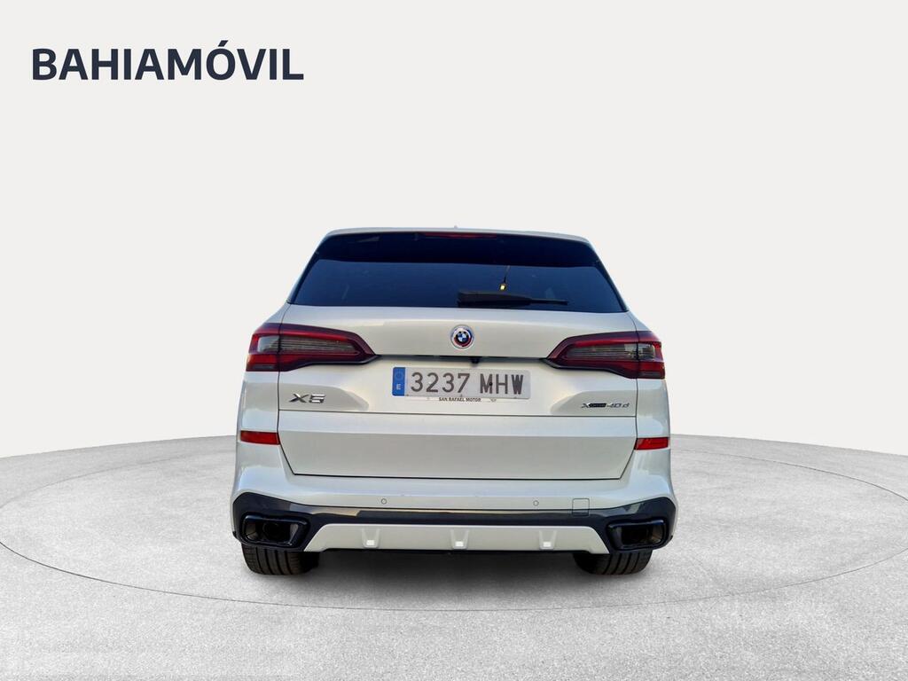 BMW X5 xDrive40d - Foto 948