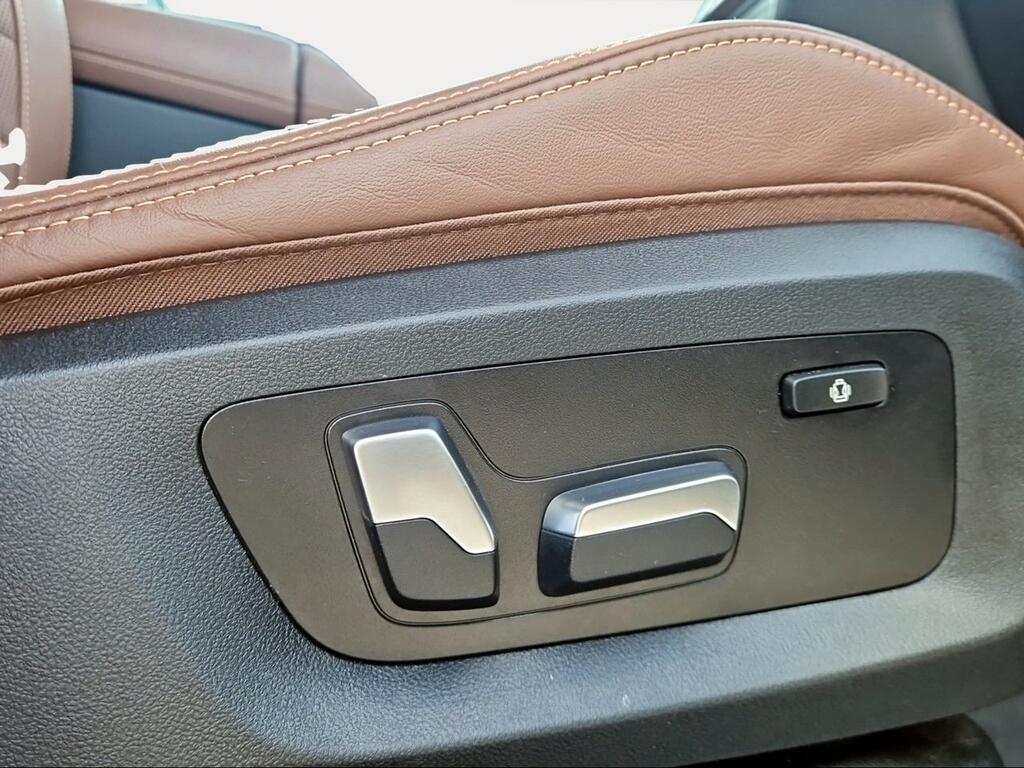 BMW X5 xDrive40d - Foto 969