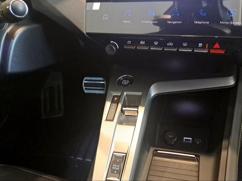 Peugeot e-408 GT Eléctrico 210 (157 Kw) - Foto 380