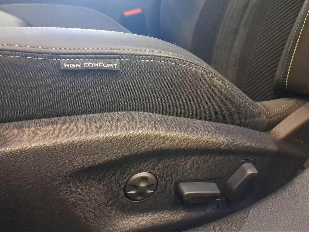 Peugeot e-408 GT Eléctrico 210 (157 Kw) - Foto 474