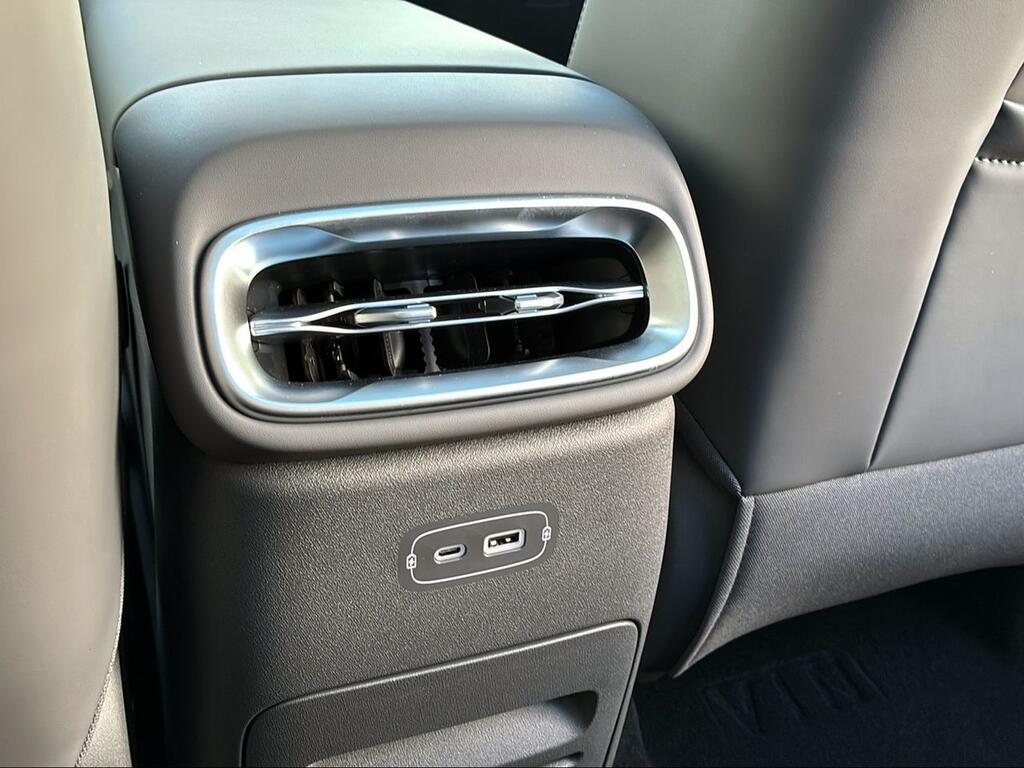 Leapmotor B10 B10 BEV 67.1kWh DesignProMax Auto - Foto 375