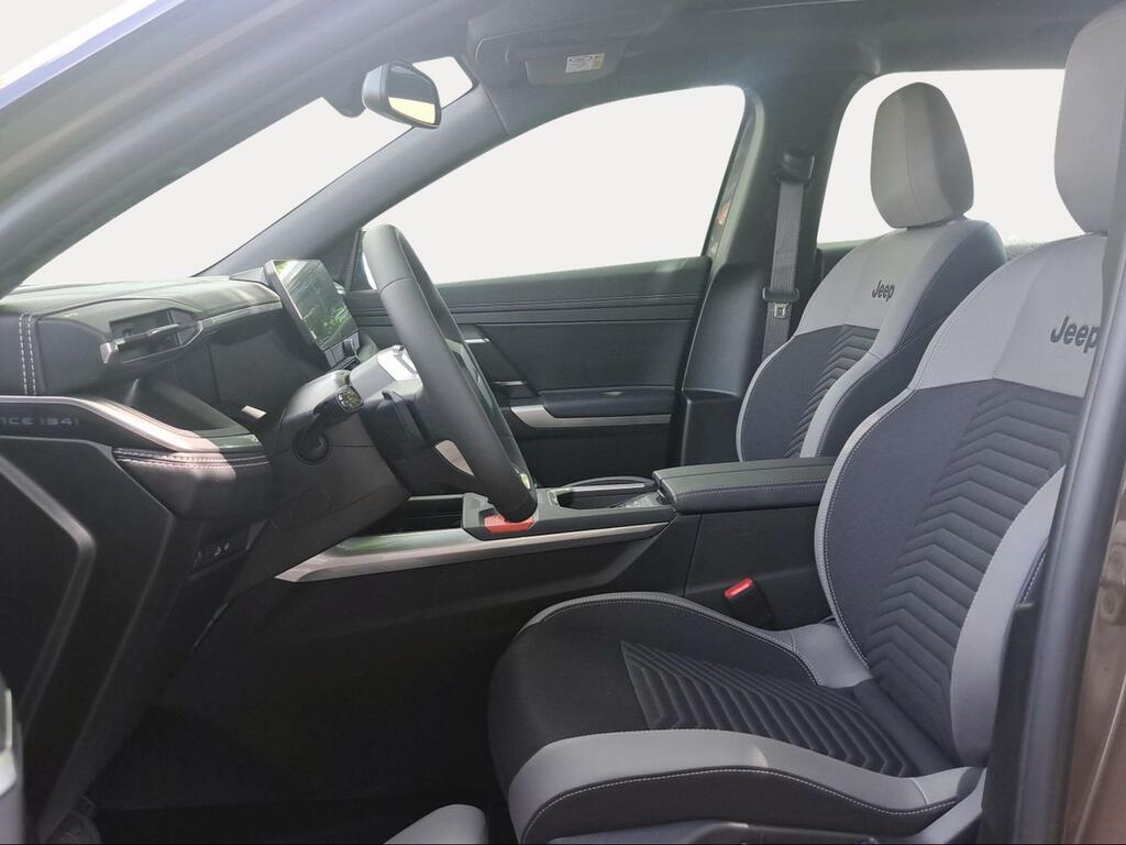 Jeep Compass eHybrid Jeep Compass MHEV Altitude 145cv - Foto 1929