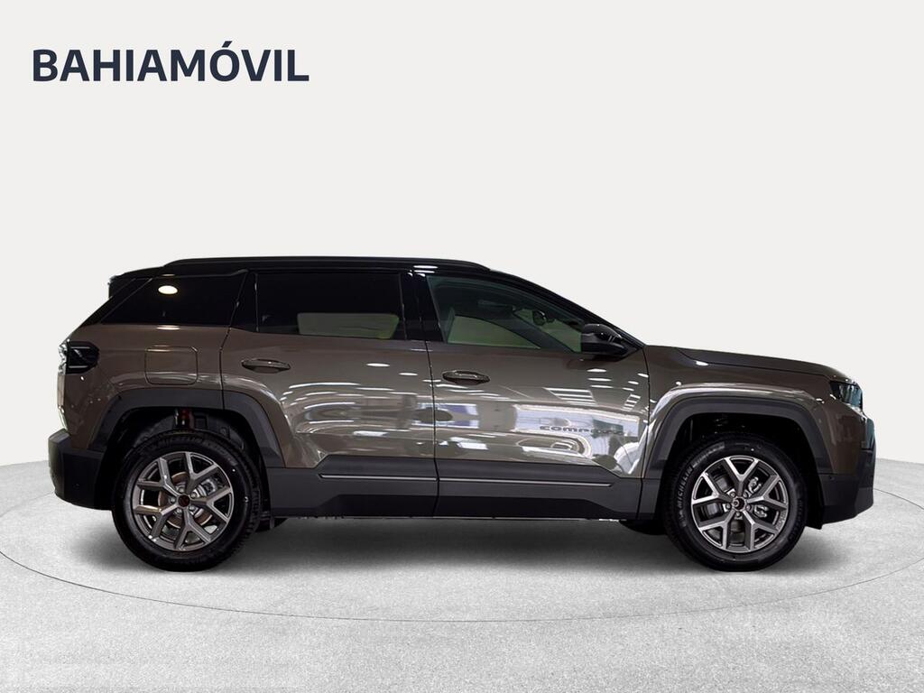 Jeep Compass eHybrid Summit - Foto 1876