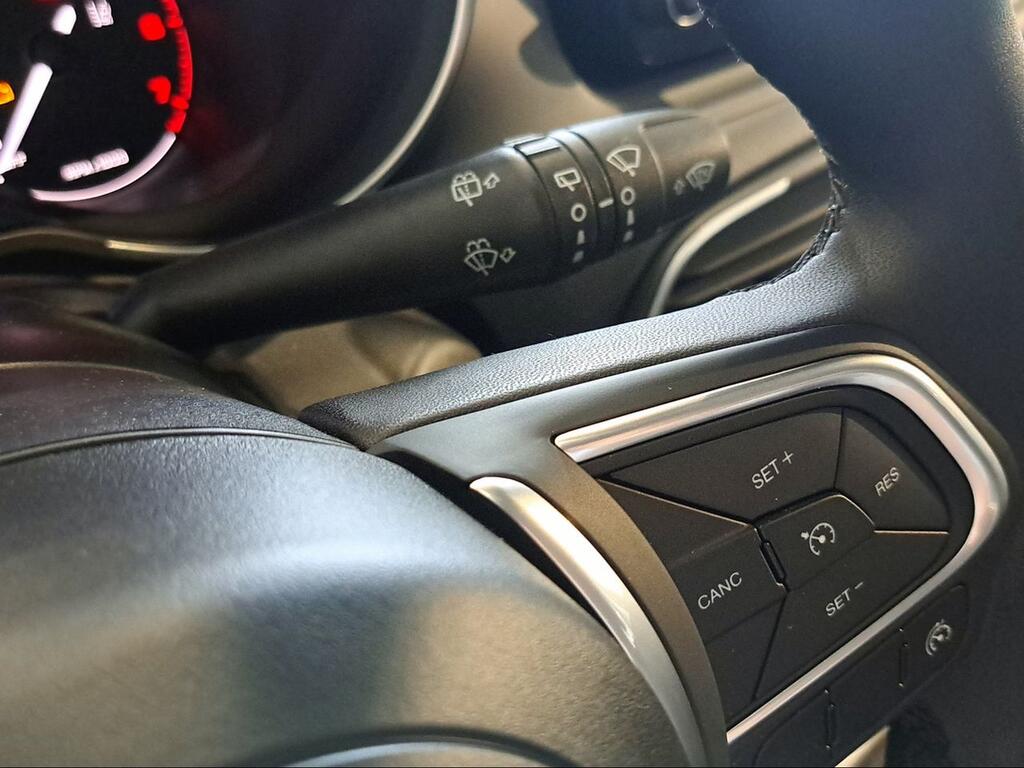 Fiat Tipo HB Diesel 1.6 97kW (130CV) manual Monotrim - Foto 486