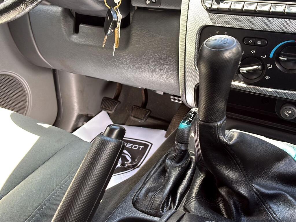 Jeep Cherokee 2.8 CRD Sport - Foto 1494