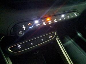 Jeep Avenger 1.2 eHybrid 74kW (100CV) Altitude