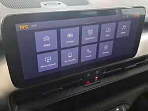 Jeep Avenger AVENGER HYBRID 4XE UPLAND 145CV