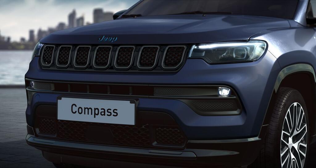Jeep Compass 4Xe 1.3 PHEV 177kW Summit AT AWD - Foto 166