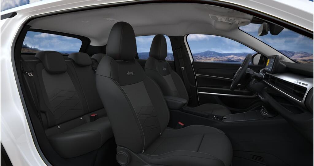 Jeep Avenger 1.2 eHybrid 74kW (100CV) Altitude - Foto 161