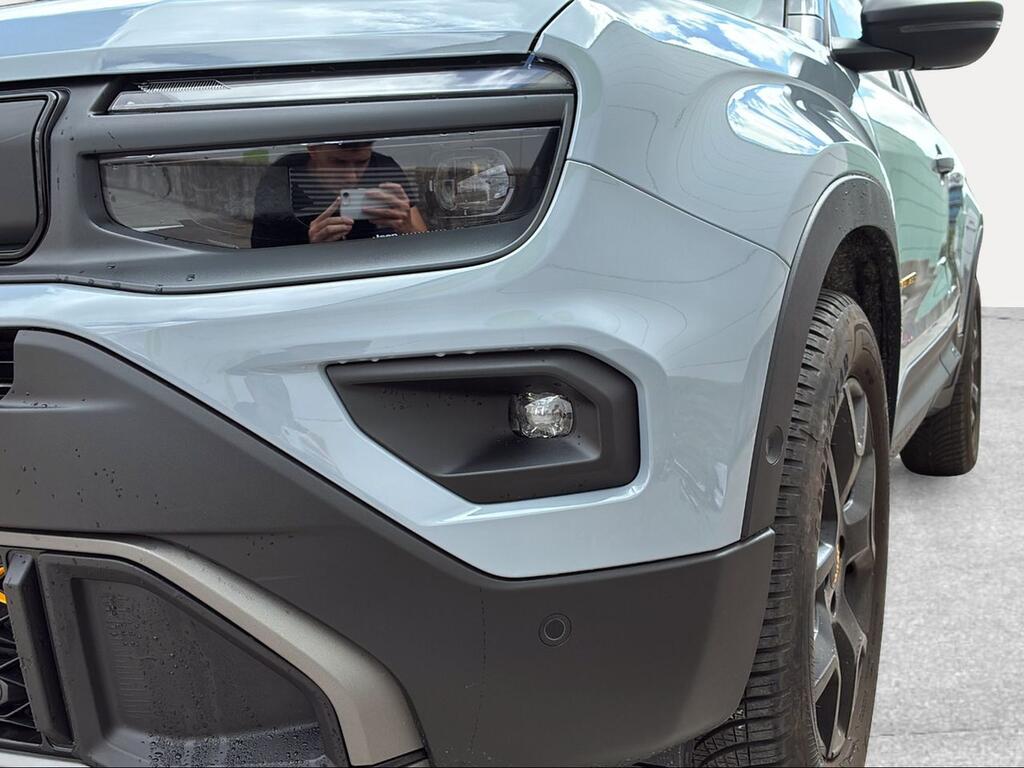 Jeep Avenger 1.2 eHybrid 4xe 145CV T. North Face - Foto 21