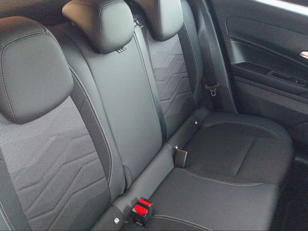 Jeep Avenger 1.2 eHybrid 74kW (100CV) Summit - Foto 633