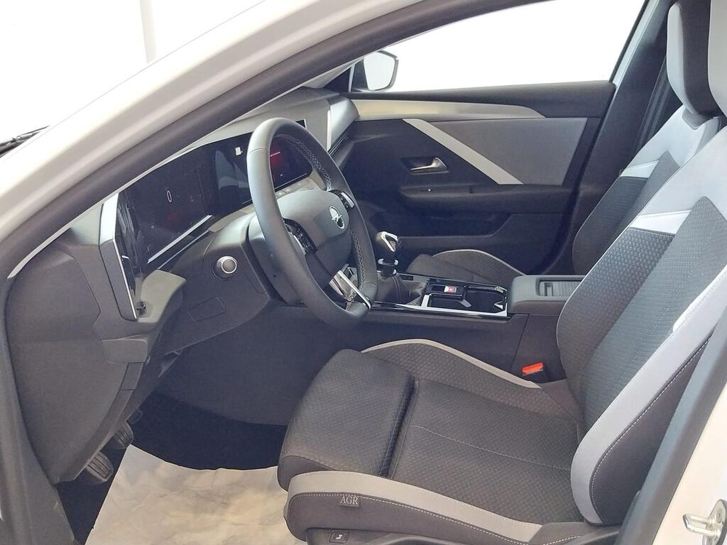 Opel Astra 1.2T XHL 81kW (110CV) Tech Edition - Foto 78