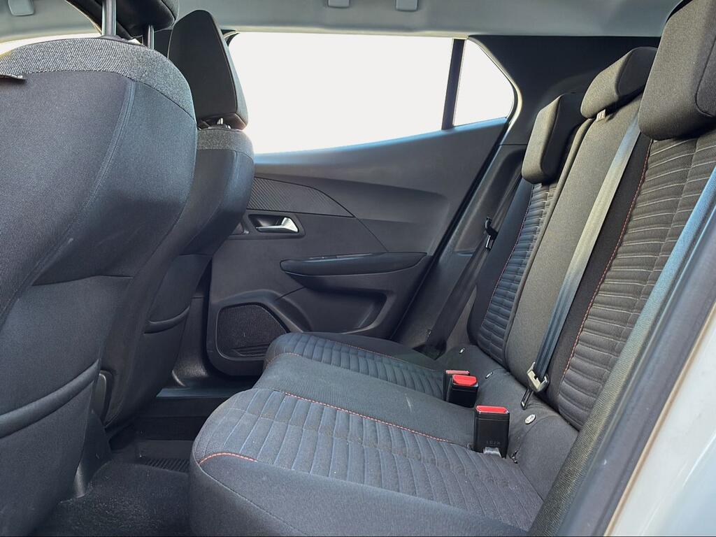 Peugeot 2008 Active Pack BlueHDI 81kW (110CV) - Foto 1337