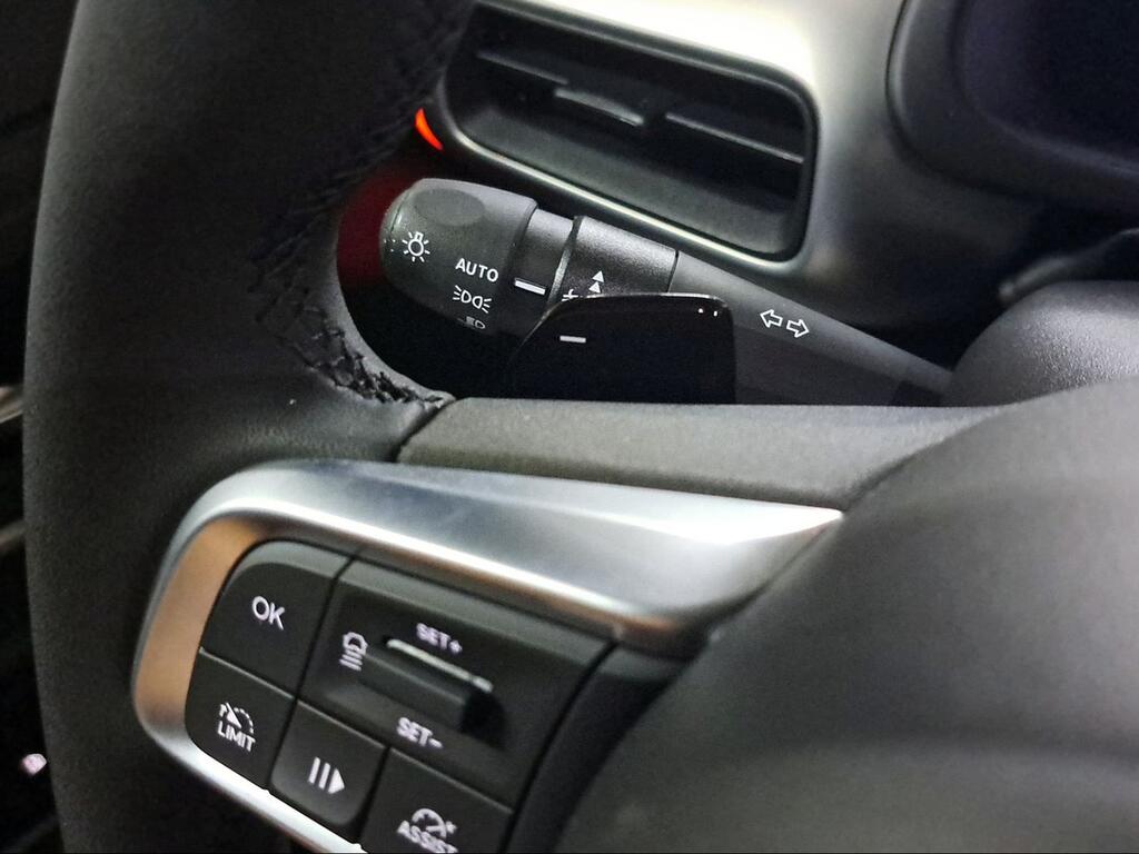 Jeep Avenger 1.2 eHybrid 74kW (100CV) Summit - Foto 569