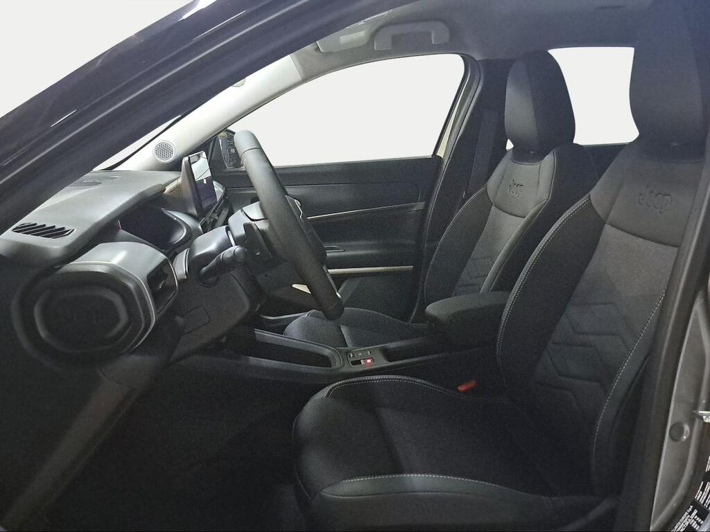 Jeep Avenger 1.2 eHybrid 74kW (100CV) Summit - Foto 552