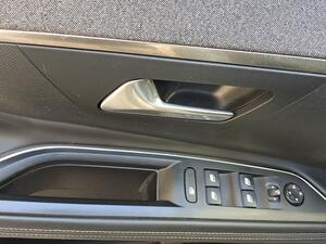 Peugeot 5008 Allure BlueHDi 96kW (130CV) S&S EAT8