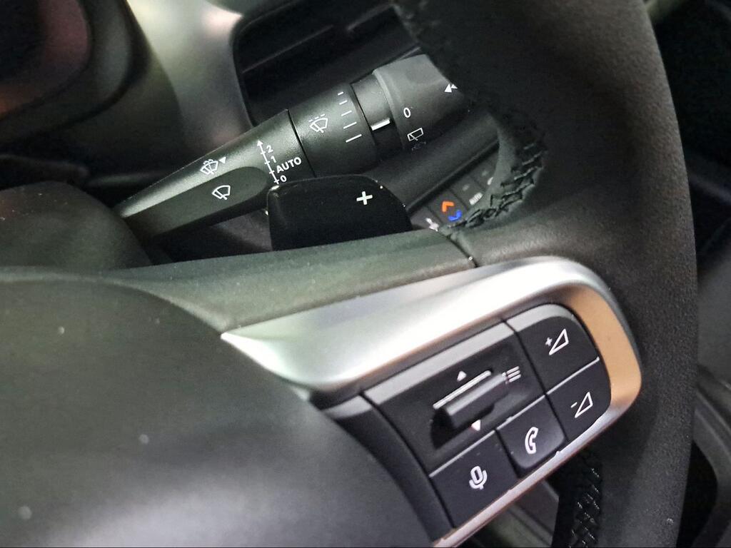 Jeep Avenger 1.2 eHybrid 74kW (100CV) Summit - Foto 570