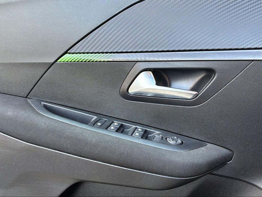 Peugeot 208 Active Puretech 75 - Foto 1047