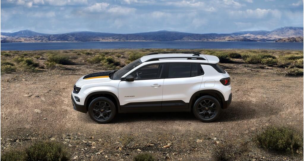 Jeep Avenger 1.2 eHybrid 4xe 136CV T. North Face - Foto 11