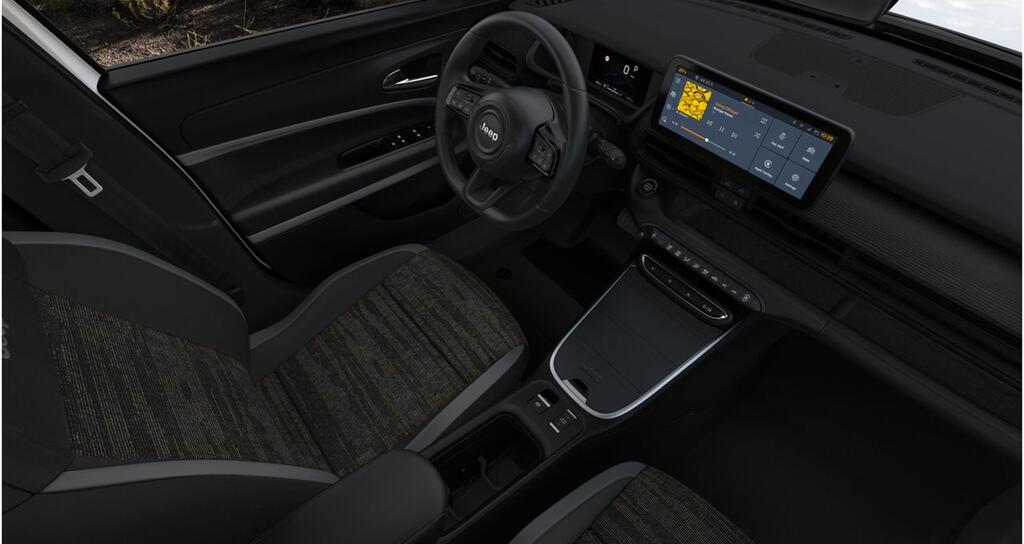 Jeep Avenger 1.2 eHybrid 74kW (100CV) Longitude - Foto 16