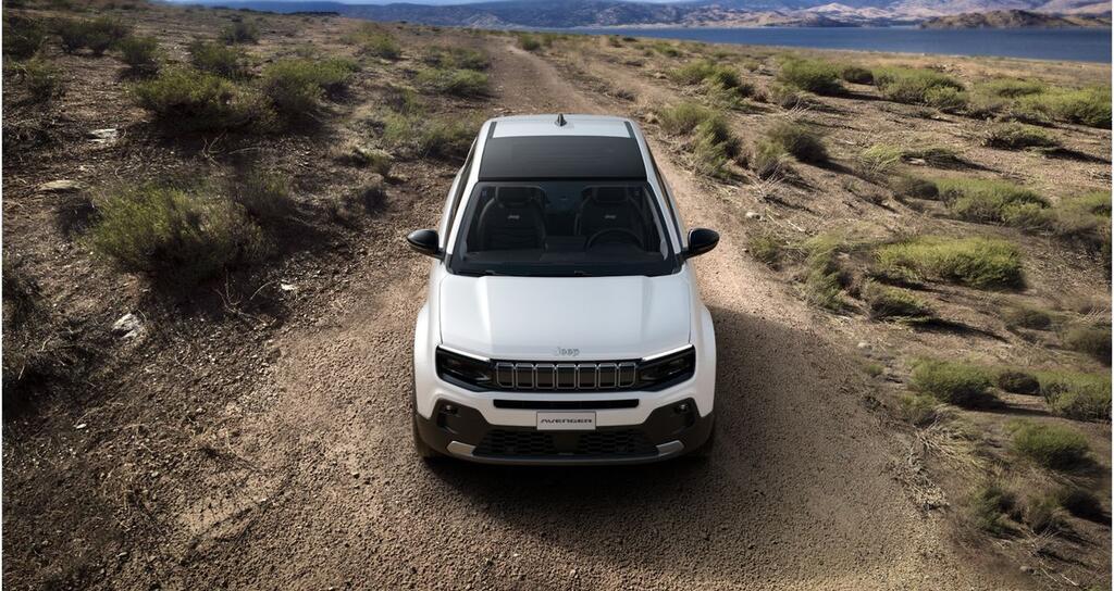 Jeep Avenger 1.2 eHybrid 74kW (100CV) Summit - Foto 2