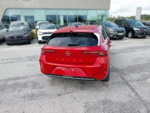 Opel Astra Nuevo Astra 5P Elegance 1.2T XHT AT8 S/S 130 HP (96kW)