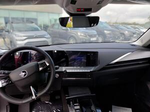 Opel Astra Nuevo Astra 5P Elegance 1.2T XHT AT8 S/S 130 HP (96kW)
