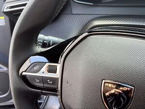 Peugeot 2008 Allure Gasolina 100 S&S 6 Vel. MAN