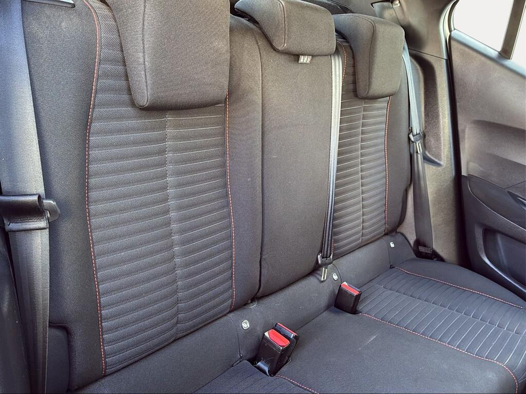 Peugeot 2008 Active Pack BlueHDI 81kW (110CV) - Foto 1244