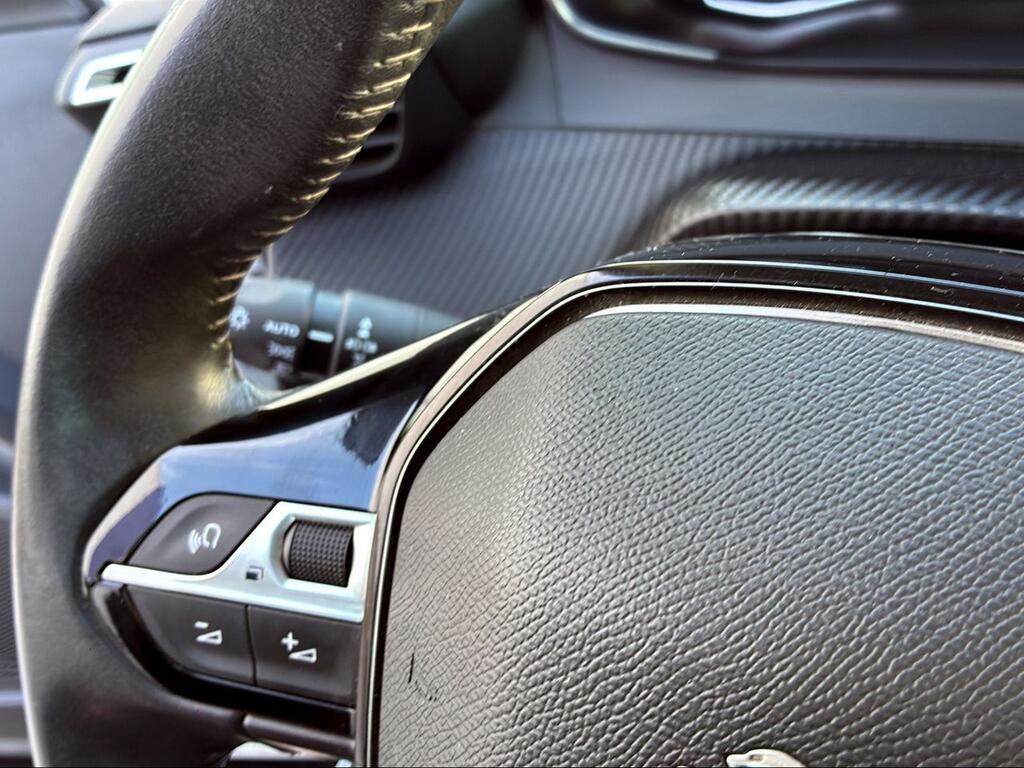 Peugeot 2008 Active Pack BlueHDI 81kW (110CV) - Foto 1251