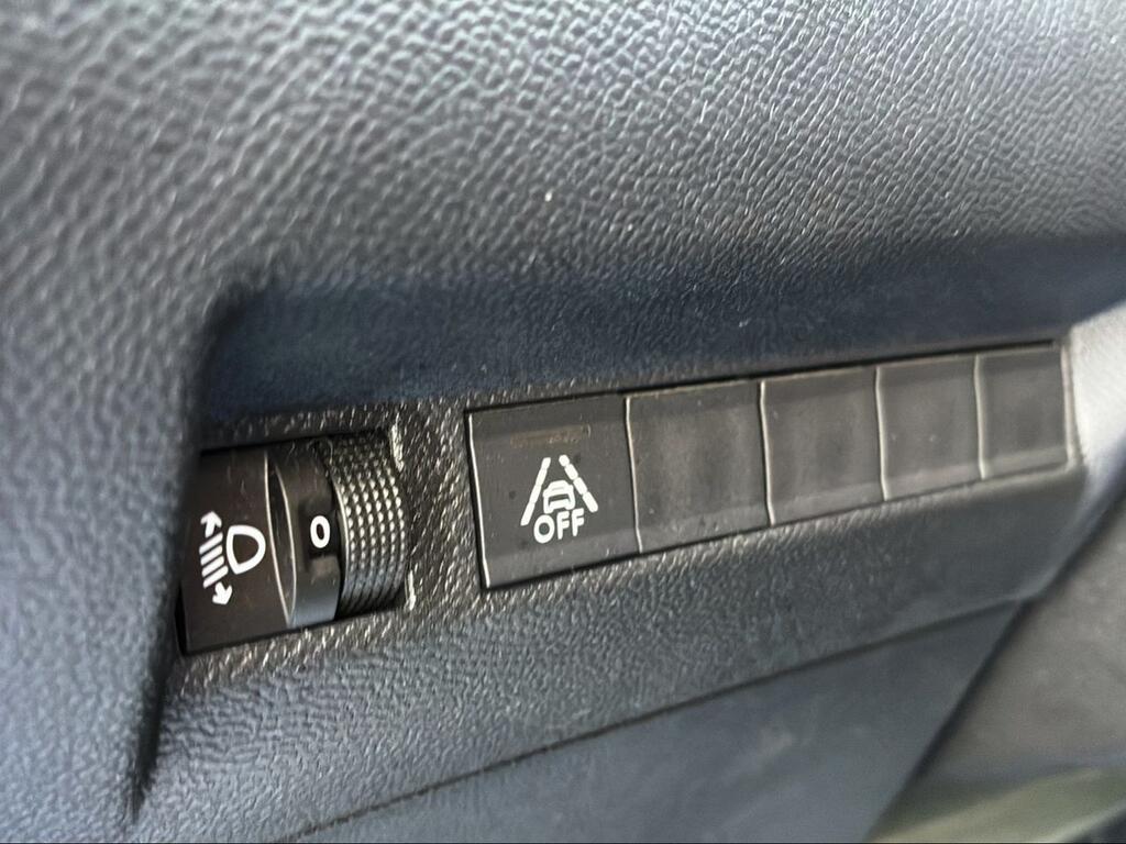 Peugeot 2008 Active Pack Puretech 100 S&S BVM6 - Foto 1474